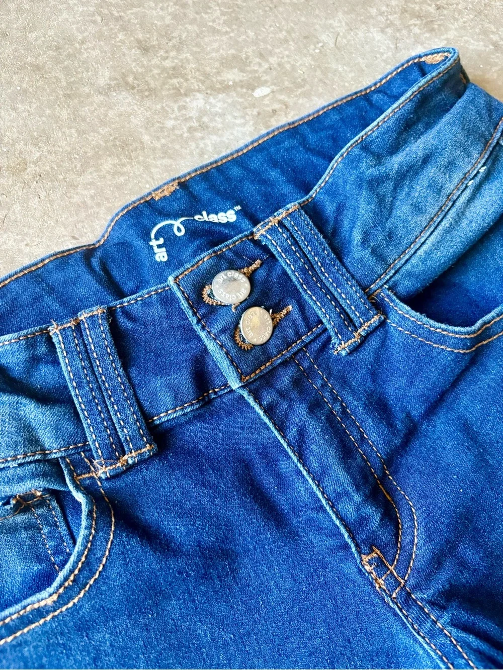 art class Blue Jeans